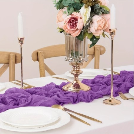 Chemin de Table en Mousseline Violette – 40 x 300 cm