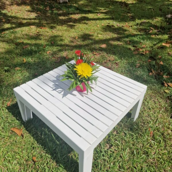 Table Basse en PVC Blanc – 90 x 90 x 30 cm
