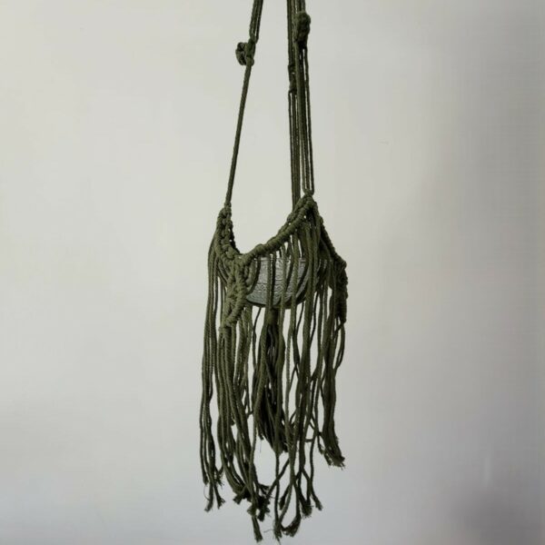 Suspension en Macramé Verte – Hauteur 70 cm