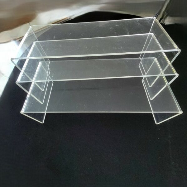 Rehausseurs Rectangulaires en Plexiglas – 13/29, 11/27 et 9/25 cm